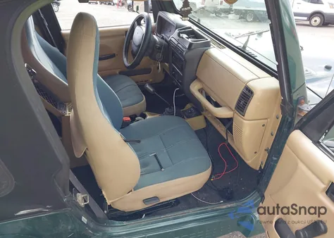 2001 Jeep Wrangler Sahara from USA, damaged, VIN 1J4FA59S61P341186